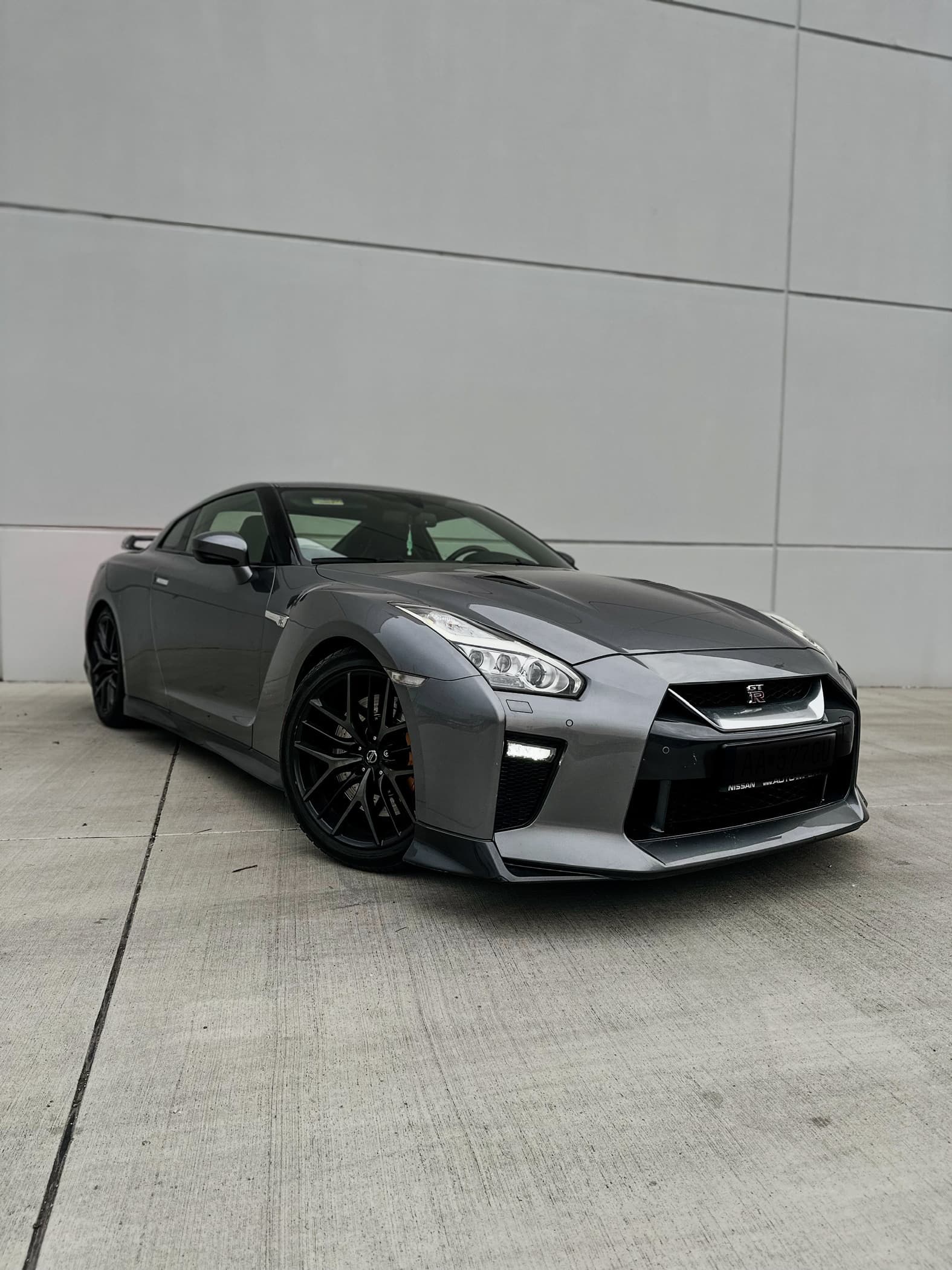 Nissan GT-R
